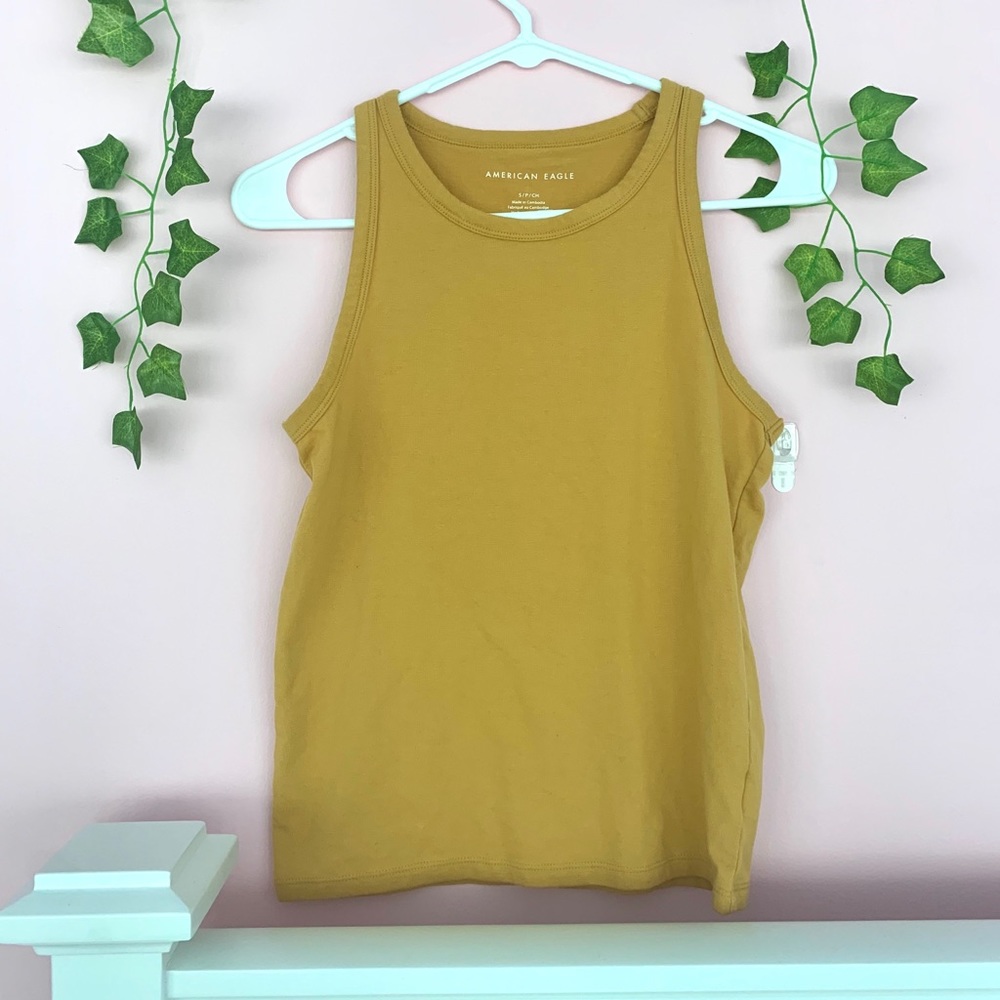 🐝3/$20!! High neck tank top
